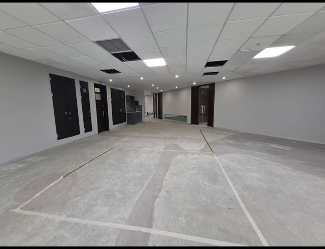 947M² OFFICE TO LET IN SANDTON CENTRAL